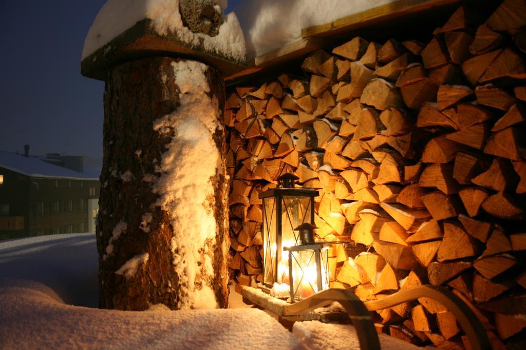 Hotel Garni Laerchenhof Lech am Arlberg Exterior photo